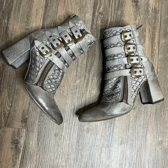 Freebird by Steven Shoes - Freebird Julia Stone Boots
